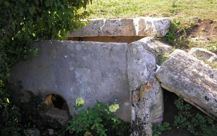 Дольмены, Кизинка