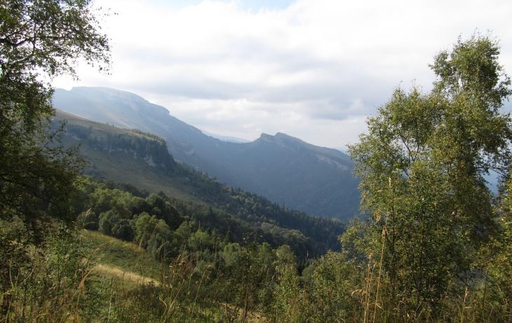  Чётовы врата, Тхач, Лаго наки