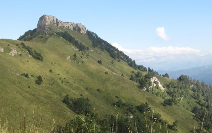 Чётовы врата, Тхач, Лаго наки